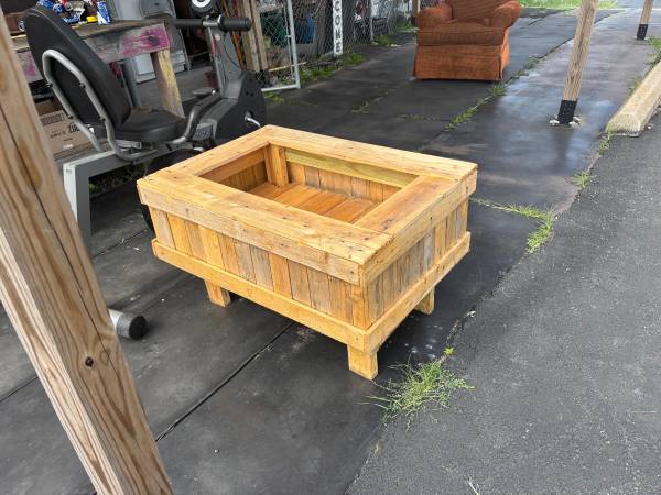 Planter box 1