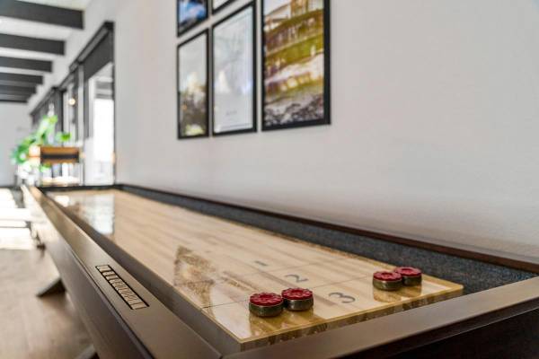 $2,068 / 2br - 1100ft2 - UBICACIÓN EXCLUSIVA CON VISTAS IMPRESIONANTES AL CAÑÓN, A LA CIUDAD Y A LAS MONTAÑAS! (Old Southwest Reno, Skyline, Reno (ciudad))63682237516801122