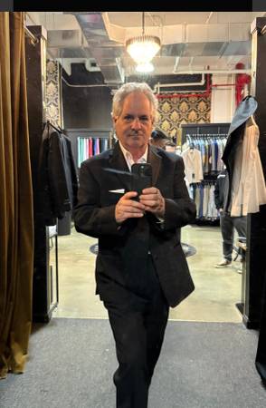 interested a room in Manhattan or BK
$0
                        Midtown West interested a room in Manhattan or BK
$0
                        Midtown West