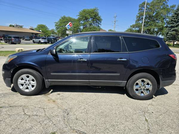 2015 CHEVROLET TRAVERSE - $5,999 (ZION, ILLINOIS)63616751371267124
