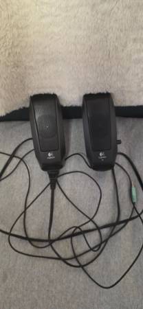 Logitech Computer Speakers 1