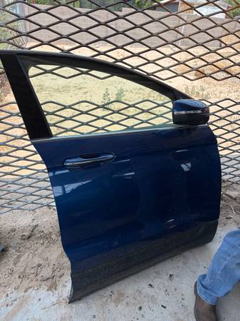 2024 ford edge passenger door and other parts 1