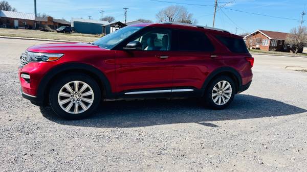 2020 Ford Explorer 1