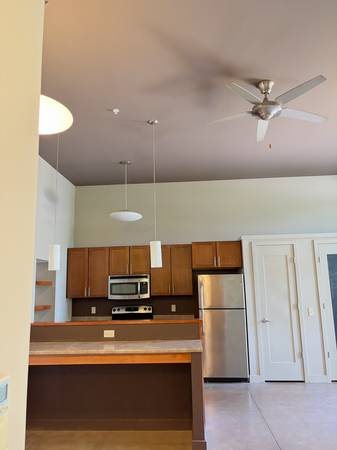 $1,900 / 1br - Everything included (Burlington)63784684657667123