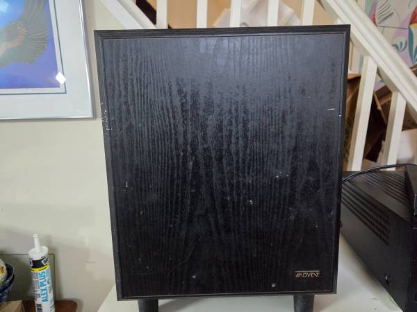 Advent 200 watt Subwoofer 1