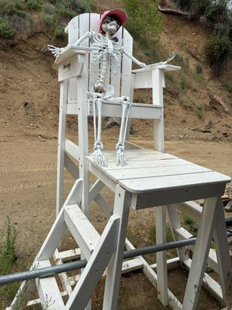 Lifeguard Stand 1