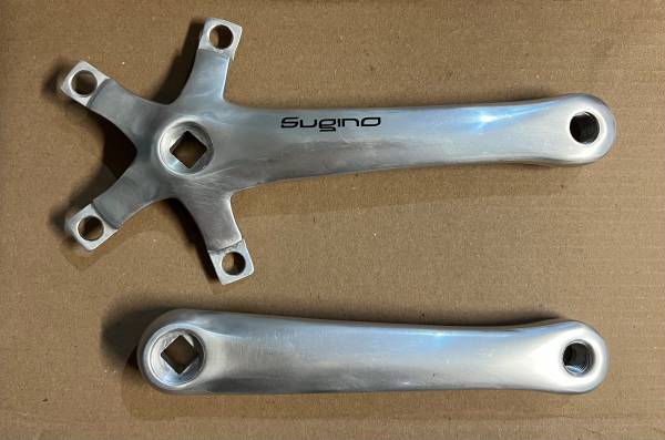 Sugino Crankset 175mm Single Double Fixed w/ 44t chainring 1
