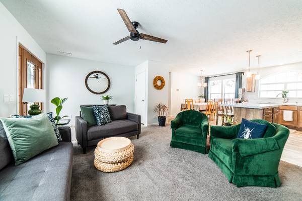 $2495.00 / 3br - 1512ft2 - Long Term Rental 10 minutes from Downtown Traverse City!64037894905473121