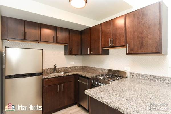 $1,950 / 1hab - 700ft2 - ¡$300 DE DESCUENTO EN EL PRIMER MES DE ALQUILER! Incomparable de 1 habitación en Gold Coast (Gold Coast)64041475868929123