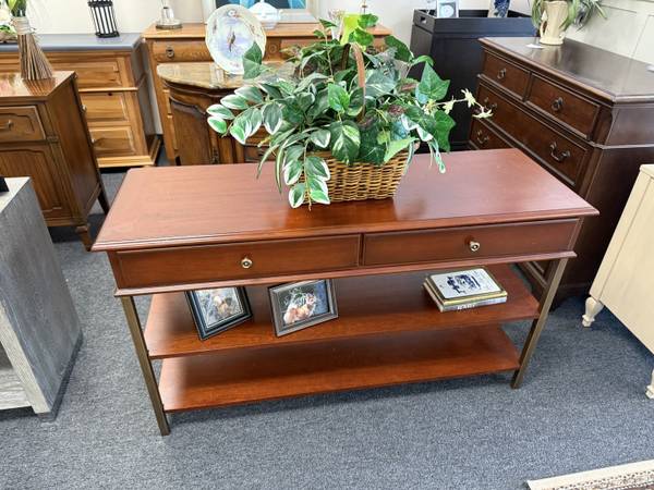 Console Entry Table, 2 Drawer 1