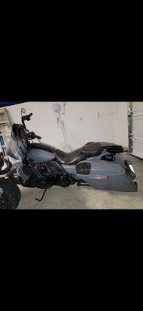 2018 HD Street Glide CVO 1