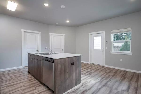 $1,359 / 1br - 588ft2 - Fantastic neighborhood! Great 1 bed, 1 bath, 588 Sq Ft! (Vancouver)63820763475843120