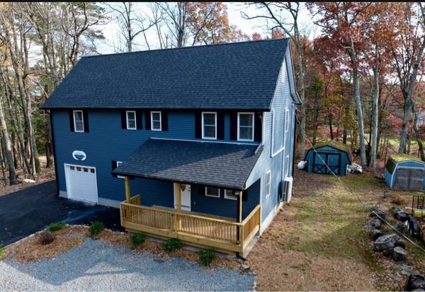 $2600.00 / 3br - 2558ft2 - Luxury Lakeside Charming 3BR House in Tafton63951425266435124