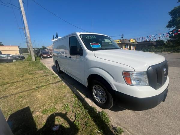 2016 NISSAN NV- FURGÓN - $12,000 (MEDFORD)63614652445059124