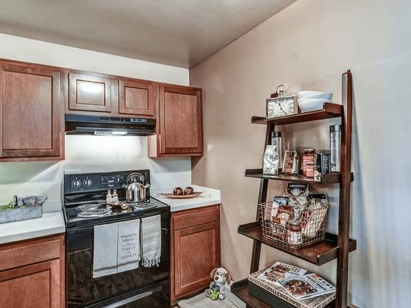 $779 / 1br - 562ft2 - HUGE SAVINGS HAPPENING NOW! APPLY ONLINE TODAY, DON'T MISS THESE DEALS63969199003907120