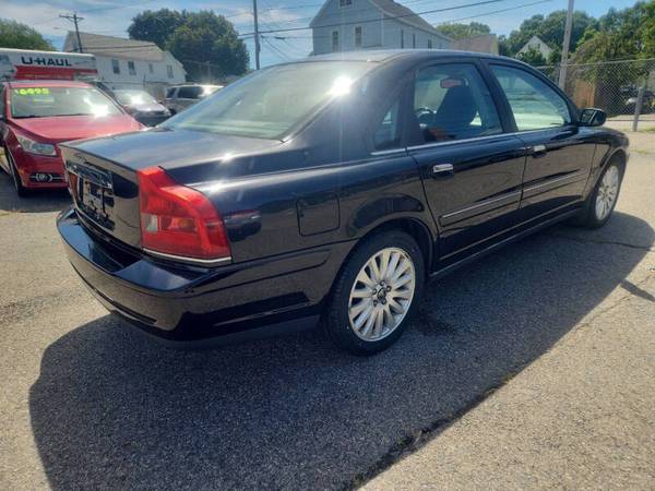 2006 Volvo S80 2.5T AWD - $3,995 (Lowell, MA *www.daveducharmesauto.com)63437526775553123