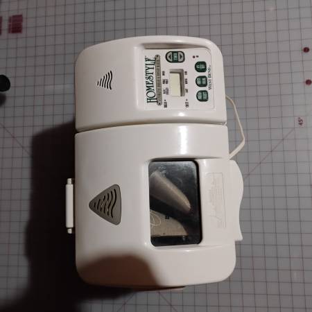 Homestyle West Bend Bread Maker 1