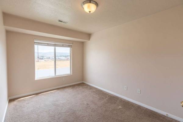 $2,225 / 3br - 1475ft2 - Townhome in beautiful Heber Valley - 3 BR, 2.5 BA , two car garage (Heber City - Airport)64037392199810123
