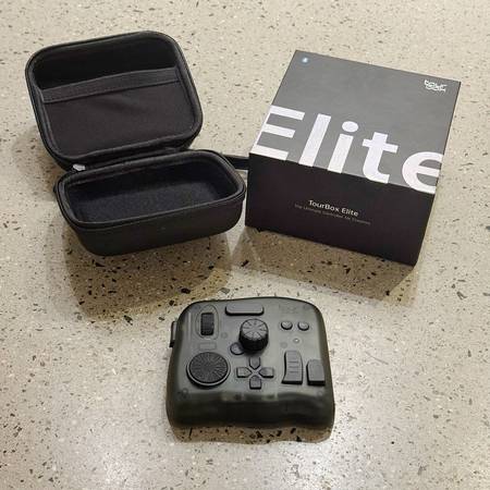 TourBox Elite Bluetooth Editing Console (Smoke-Black Translucent) 1