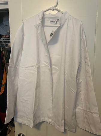 Chaquetas Chefwear, teflón, todas 10 por $40, todas tallas XL.634358618278431213