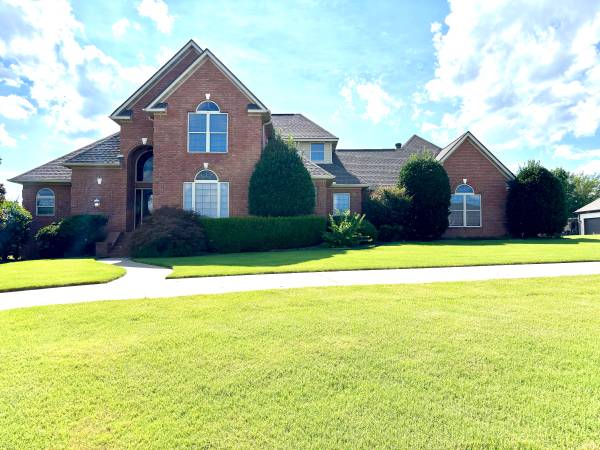 SPACIOUS HOME -  FOR SALE in ARKANSAS 1