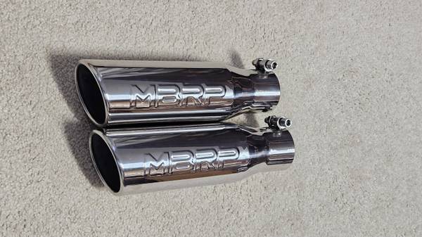 MBRP Exhaust tips 1