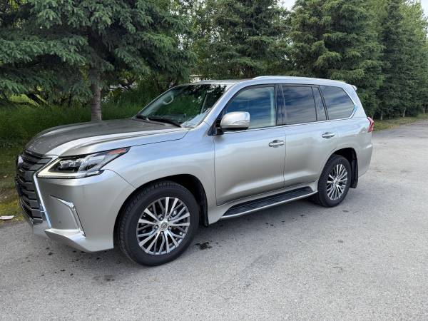 2019 Lexus LX 570 SUV - $69,000 (Anchorage)63470608394753122