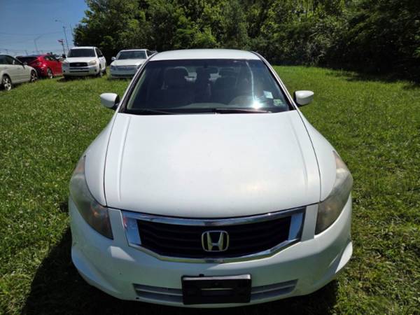 2010 Honda Accord LX-P Sedan AT - $4,250 (Louisville)63625082800641121