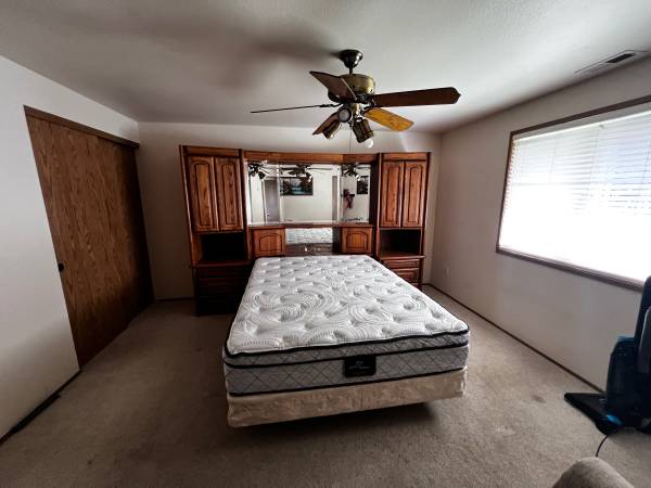 Quinn size bedroom set 1