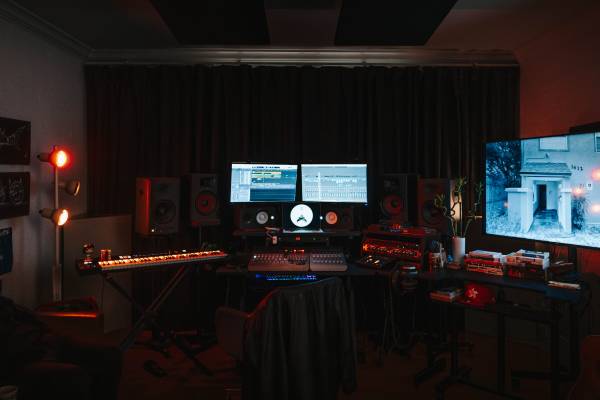 Recording Studio - First Hour Free 1