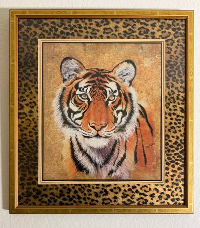 🐅 STYLISH Framed Tiger Portrait – Bold Leopard Print Matting – 21.5" x 19 1