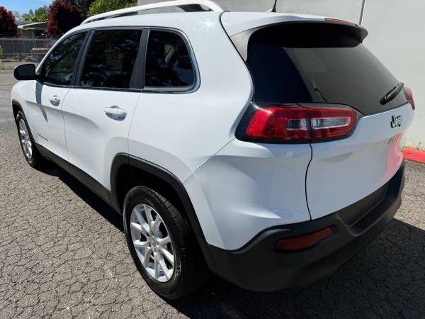 2016 Jeep Cherokee KL INSTANT APPROVALS ! - $9,788 (+ FINANCING AVAILABLE!)63623268102787123