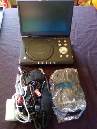 Portable DVD Player 1