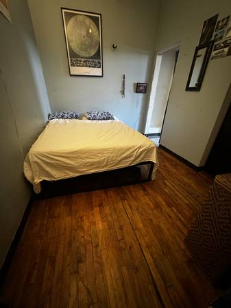 $3,600 / 2br - 900ft2 - Williamsburg Loft Available Oct 15th (Williamsburg)63854288813697124