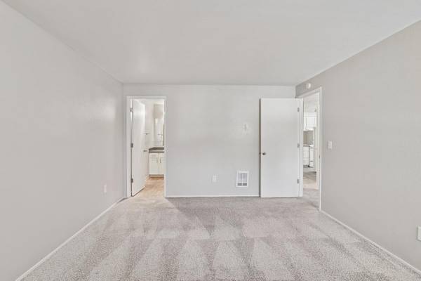 $1,650 / 2br - 985ft2 - Location, Community, Quality Living. It Starts Here! (Gresham)63777362567809123