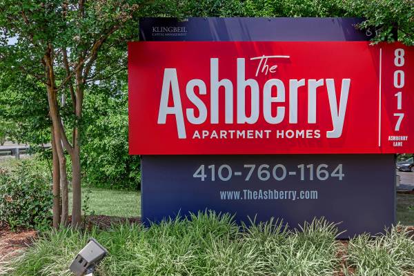 $2,303 / 2br - 1073ft2 - Piscina reluciente, 2H 2B, ubicado en Pasadena! (8017 Ashberry Ln, Pasadena, MD)63694482942339124