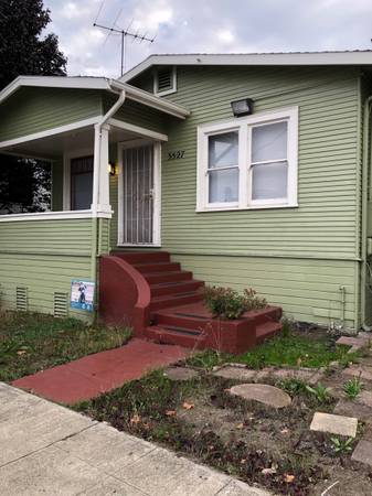 Laurel Village 3 Bed 1 Bath Hardwood Floors 1