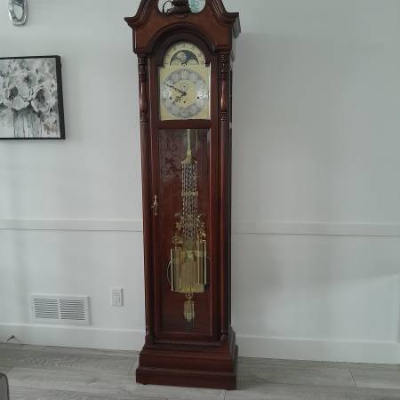 Ridgeway grandfather clock 1
