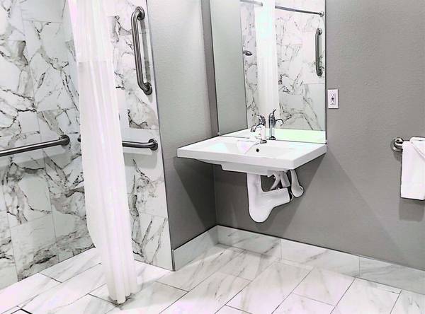 $500 / 1br - AFFORDABLE WEEKLY RATE >> Microwave, Kids Stay Free, English & Spanish (Seattle South)64031137502594123