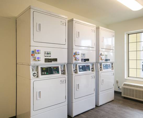 Studio, No Long-Term Lease Required, Fully Furnished 1