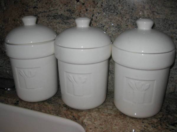Ceramic jars 1