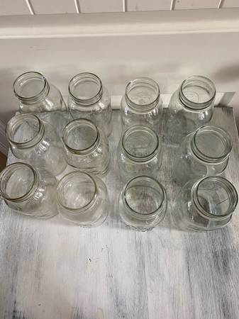 Quality 16 Small Mouth Quart Canning Jars 1
