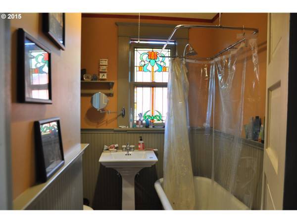 $775 Room available: short- or long-term, can come furnished (Brooklyn (close-in SE))64038884843010121