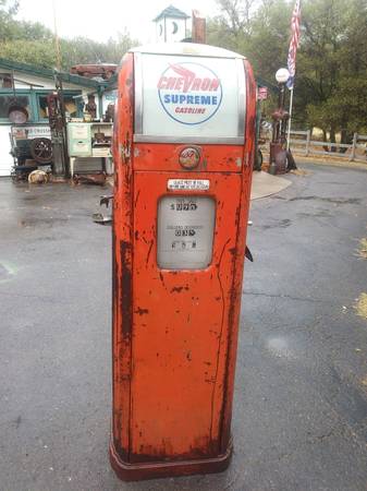I buy old gas pump 1