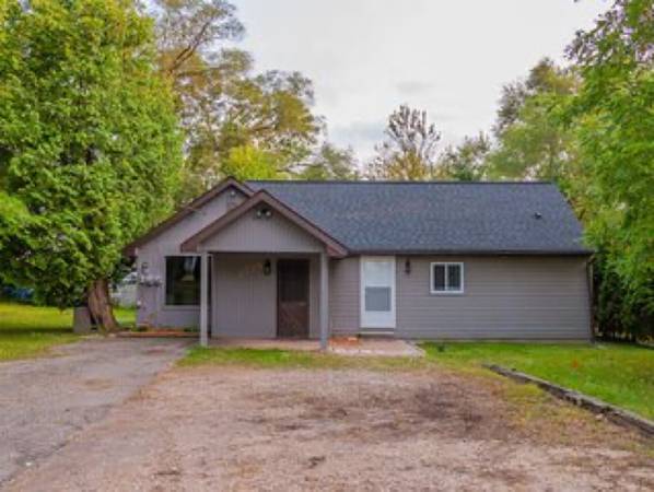 Single-story home is minutes from downtown, campus, and the Big House! The home 1