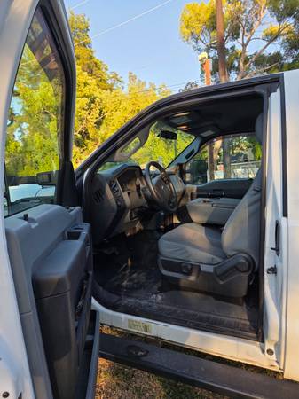 2016 Ford F350 Extended Cab - Photo 10