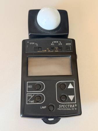 Spectra Professional IV-A Digital Exposure Light Meter 1