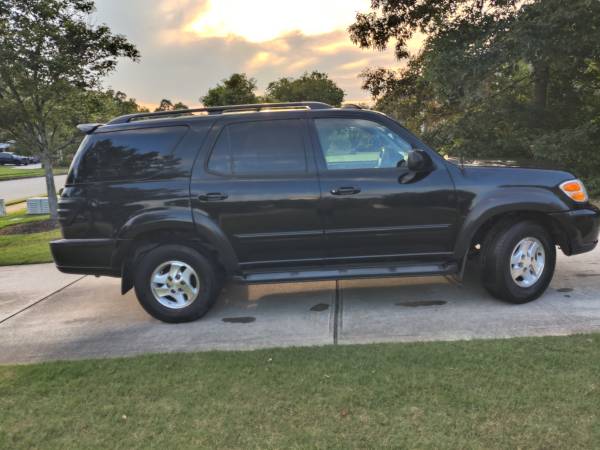 Toyota Sequoia Limited 2002 - $5,500 (Sharpsburg)63620506266371124