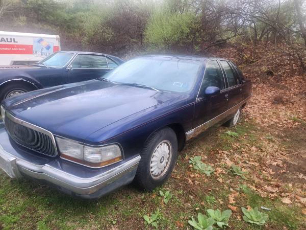 1993 BUICK ROADMASTER 1