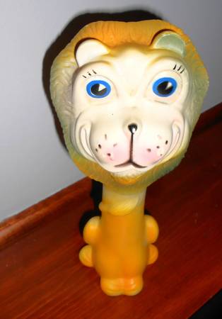 Vintage 1968 CribMates Lion Squeak Toy - Still Squeaks! 1